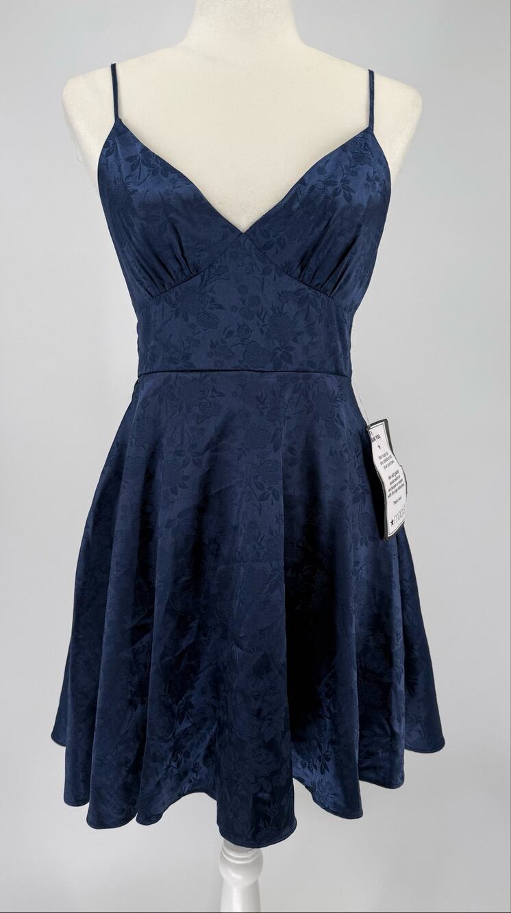 NWT B Darlin Navy Floral Jacquard Fit Flare Dress 3/4 Pockets Tie Back
